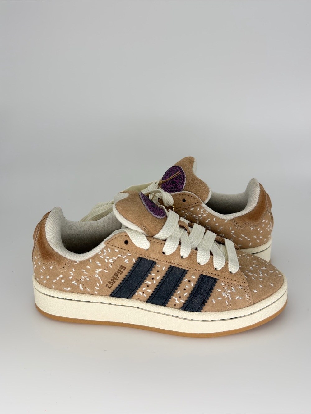 Adidas Campus 00s J Size 3.5 Tan Concha Pan Dulce Suede Sneakers JQ2105